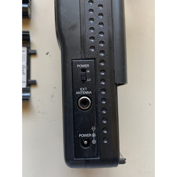 Vintage RADIO SHACK TRC-236 40 Channel CB Walkie Talkie Transceiver Tested Works - Picture 8 of 16